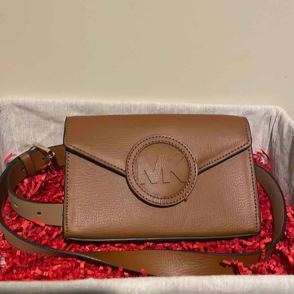 Michael Kors Belt Bag w/ Gold Hardware
